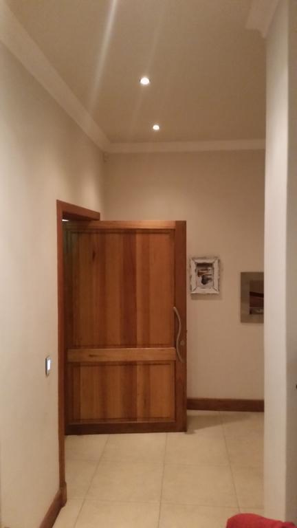 6 On Acacia Bed & Breakfast Йоханесбург Екстериор снимка